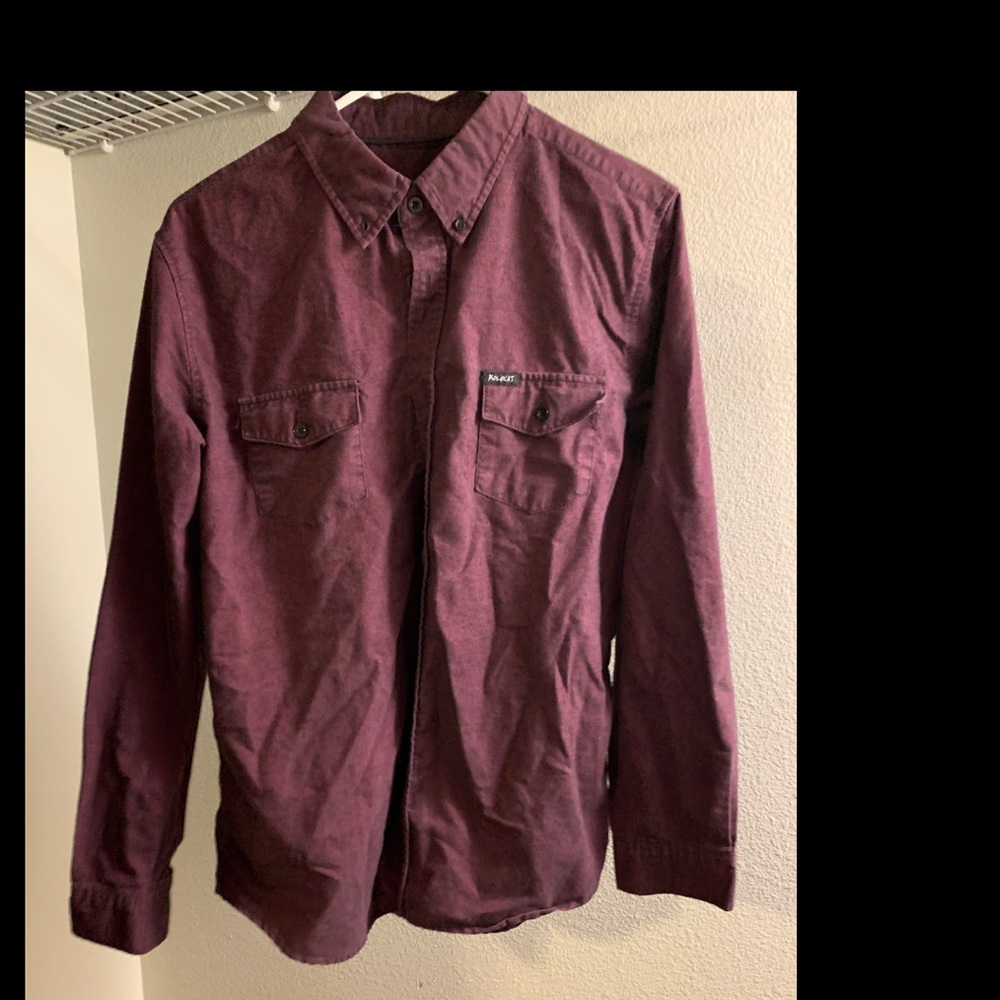 Button Down! - Picture 4 of 5